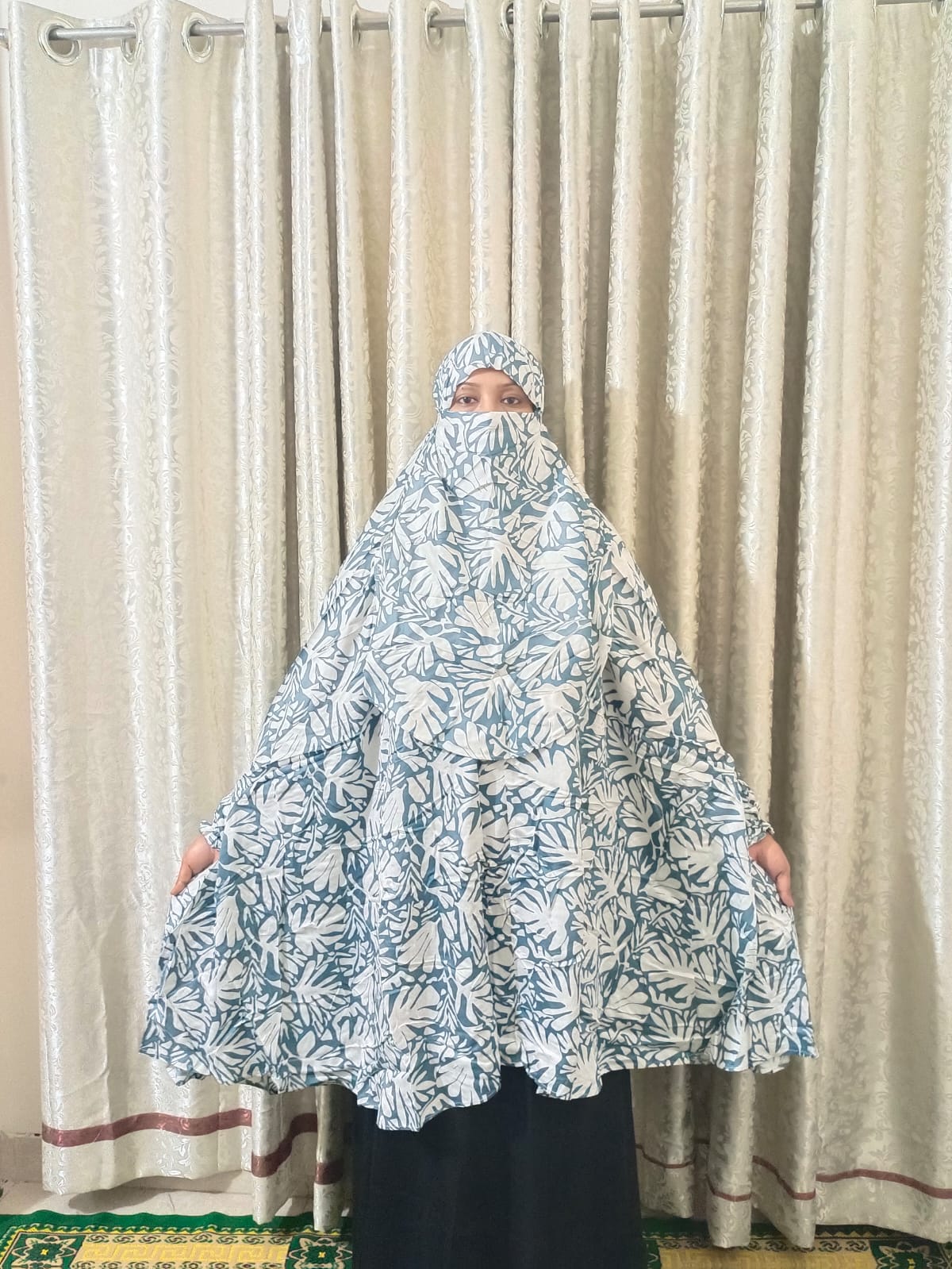 Single short khimar